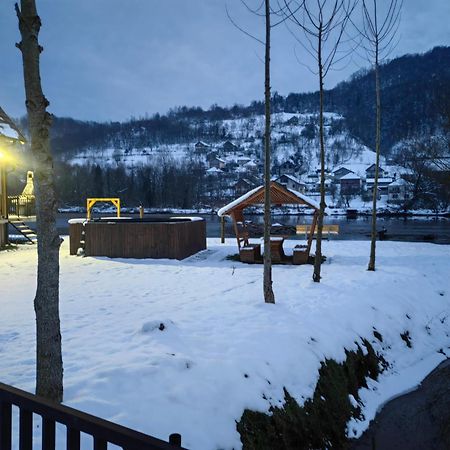 Вилла Vikendica Mihic Зворник Экстерьер фото